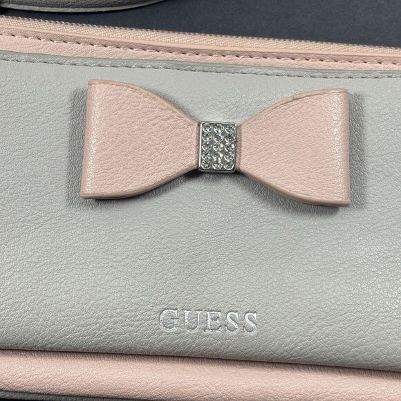 GUESS Pink Gray Wristlet Wallet Rhinestone Bow Zip Clutch Card Holder Organizer - Picture 5 of 9